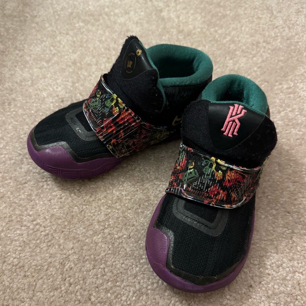 Nike, Toddler Kyrie 6 “Chinese New Year” (2020) size 8c good condition